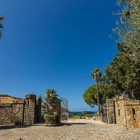 Casa Al Mare Dei 7 Emiri *