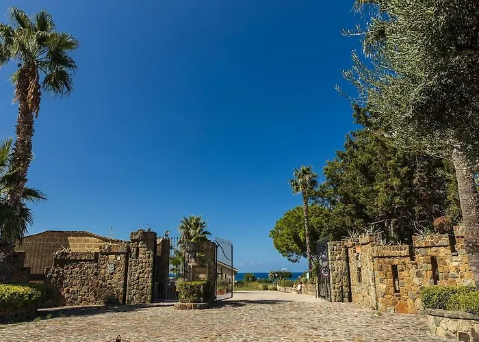 Casa Al Mare Dei 7 Emiri *