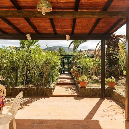 Casa Al Mare Dei 7 Emiri Holiday home *