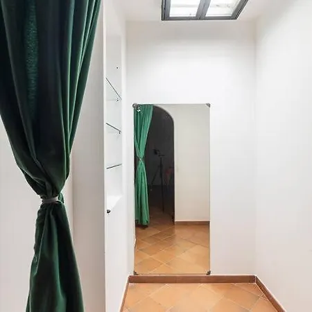 Casa Al Mare Dei 7 Emiri * 切法卢