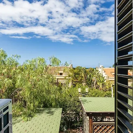 Casa Al Mare Dei 7 Emiri بيت للعطل *